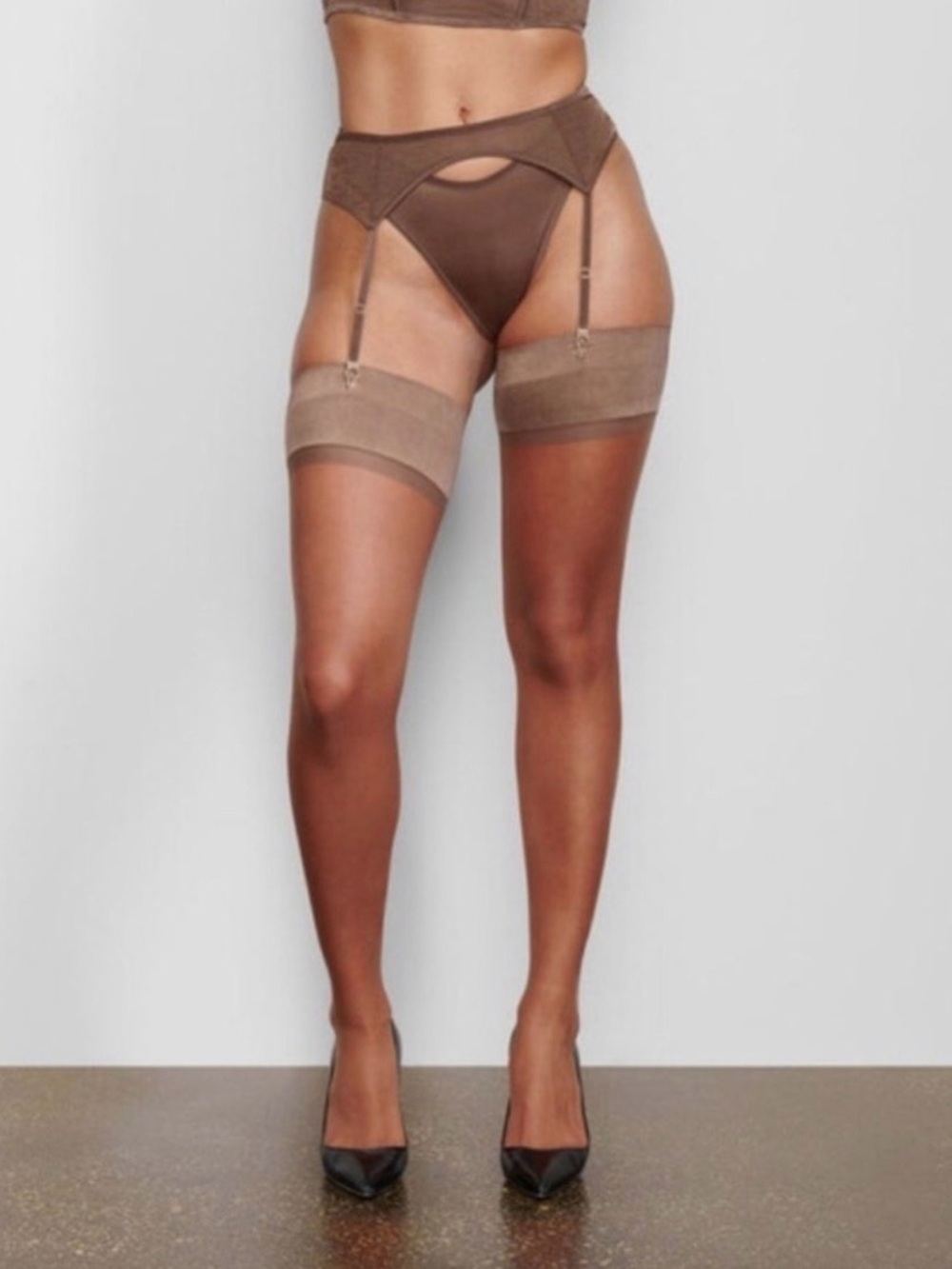 🪄Skims Glissenete Garter Belt✨